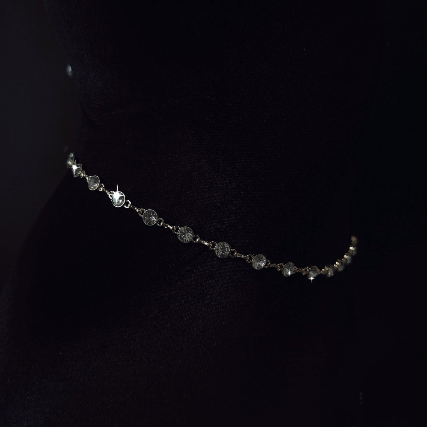 Butterfly Collar & Nipple Clamp Chain Suit