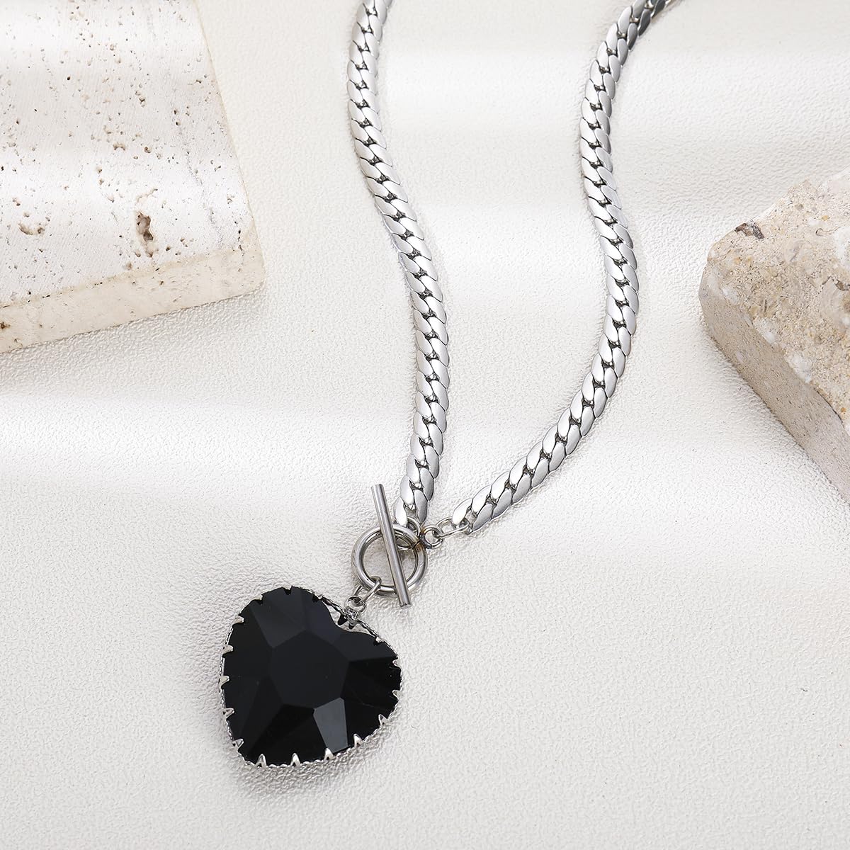 Red Heart Pendant Necklace Choker