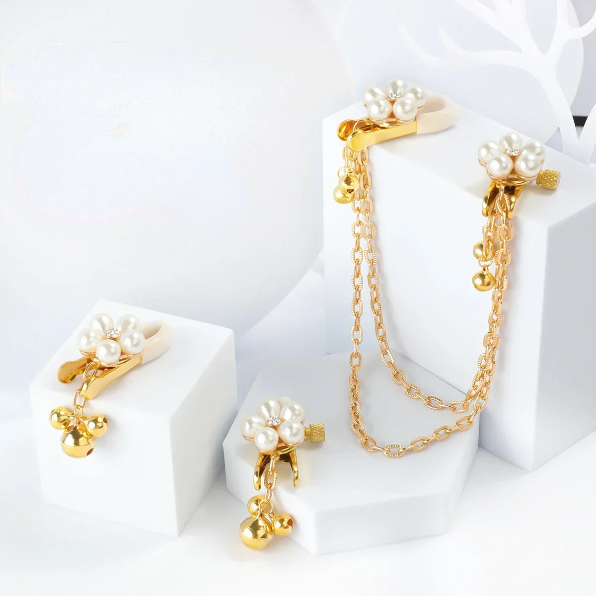 Pearl Petals Bells Nipple Clamps with Chain